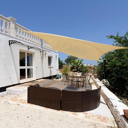 Villetta Panoramica ออสตูนี ภายนอก รูปภาพ